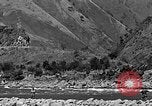 Standbild Mekong Bridge Birma, 1944, aus Sekunde 21 historischem Filmmaterial Videoclip 65675071995