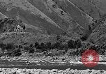 Standbild Mekong Bridge Birma, 1944, aus Sekunde 25 historischem Filmmaterial Videoclip 65675071995