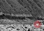 Standbild Mekong Bridge Birma, 1944, aus Sekunde 56 historischem Filmmaterial Videoclip 65675071995
