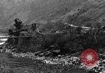 Standbild Mekong Bridge Birma, 1944, aus Sekunde 61 historischem Filmmaterial Videoclip 65675071998