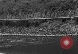 Standbild Mekong Bridge Birma, 1944, aus Sekunde 24 historischem Filmmaterial Videoclip 65675071999