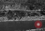 Standbild Mekong Bridge Birma, 1944, aus Sekunde 32 historischem Filmmaterial Videoclip 65675071999