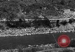 Standbild Mekong Bridge Birma, 1944, aus Sekunde 36 historischem Filmmaterial Videoclip 65675071999