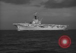 Standbild britischer Flugzeuge Vereinigtes Königreich, 1960, aus Sekunde 45 historischem Filmmaterial Videoclip 65675072004