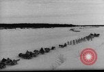 Standbild Russische Truppen im Schnee die Sowjetunion, 1943, aus Sekunde 10 historischem Filmmaterial Videoclip 65675072037