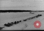 Standbild Russische Truppen im Schnee die Sowjetunion, 1943, aus Sekunde 12 historischem Filmmaterial Videoclip 65675072037