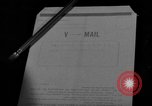 Standbild V-mail Verfahren United States USA, 1943, aus Sekunde 50 historischem Filmmaterial Videoclip 65675072038