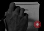 Standbild V-mail Verfahren United States USA, 1943, aus Sekunde 52 historischem Filmmaterial Videoclip 65675072038