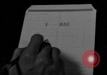 Standbild V-mail Verfahren United States USA, 1943, aus Sekunde 54 historischem Filmmaterial Videoclip 65675072038