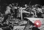 Standbild OSS-Aktivitäten in Birma Birma, 1944, aus Sekunde 46 historischem Filmmaterial Videoclip 65675072044