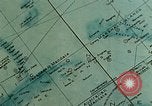 Standbild Admiral Chester Nimitz Kwajalein Insel Inseln Marshall, 1944, aus Sekunde 9 historischem Filmmaterial Videoclip 65675072045
