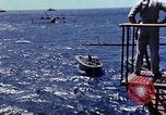 Standbild Admiral Chester Nimitz Kwajalein Insel Inseln Marshall, 1944, aus Sekunde 34 historischem Filmmaterial Videoclip 65675072045