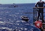 Standbild Admiral Chester Nimitz Kwajalein Insel Inseln Marshall, 1944, aus Sekunde 35 historischem Filmmaterial Videoclip 65675072045