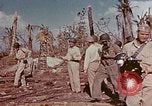 Standbild Admiral Chester Nimitz Kwajalein Insel Inseln Marshall, 1944, aus Sekunde 47 historischem Filmmaterial Videoclip 65675072047