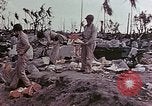 Standbild Chester William Nimitz Kwajalein Insel Inseln Marshall, 1944, aus Sekunde 54 historischem Filmmaterial Videoclip 65675072049