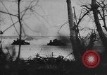 Standbild amerikanische Soldaten Guam, 1945, aus Sekunde 3 historischem Filmmaterial Videoclip 65675072057
