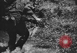 Standbild amerikanische Soldaten Guam, 1945, aus Sekunde 6 historischem Filmmaterial Videoclip 65675072057