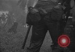 Standbild amerikanische Soldaten Guam, 1945, aus Sekunde 11 historischem Filmmaterial Videoclip 65675072057