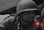 Standbild amerikanische Soldaten Guam, 1945, aus Sekunde 15 historischem Filmmaterial Videoclip 65675072057