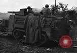 Standbild amerikanische Soldaten Guam, 1945, aus Sekunde 18 historischem Filmmaterial Videoclip 65675072057