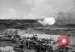 Standbild amerikanische Soldaten Guam, 1945, aus Sekunde 35 historischem Filmmaterial Videoclip 65675072057