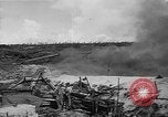 Standbild amerikanische Soldaten Guam, 1945, aus Sekunde 37 historischem Filmmaterial Videoclip 65675072057