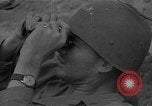 Standbild amerikanische Soldaten Guam, 1945, aus Sekunde 45 historischem Filmmaterial Videoclip 65675072057