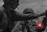 Standbild amerikanische Soldaten Guam, 1945, aus Sekunde 49 historischem Filmmaterial Videoclip 65675072057