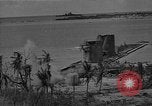 Standbild amerikanische Soldaten Guam, 1945, aus Sekunde 51 historischem Filmmaterial Videoclip 65675072057