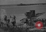 Standbild amerikanische Soldaten Guam, 1945, aus Sekunde 53 historischem Filmmaterial Videoclip 65675072057