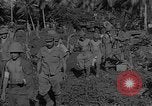 Standbild amerikanische Soldaten Guam, 1945, aus Sekunde 3 historischem Filmmaterial Videoclip 65675072059