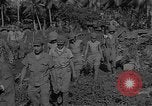Standbild amerikanische Soldaten Guam, 1945, aus Sekunde 4 historischem Filmmaterial Videoclip 65675072059