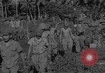 Standbild amerikanische Soldaten Guam, 1945, aus Sekunde 5 historischem Filmmaterial Videoclip 65675072059