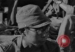 Standbild amerikanische Soldaten Guam, 1945, aus Sekunde 10 historischem Filmmaterial Videoclip 65675072059