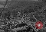 Standbild amerikanische Soldaten Guam, 1945, aus Sekunde 38 historischem Filmmaterial Videoclip 65675072059