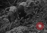 Standbild amerikanische Soldaten Guam, 1945, aus Sekunde 42 historischem Filmmaterial Videoclip 65675072059