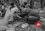 Standbild amerikanische Soldaten Guam, 1945, aus Sekunde 61 historischem Filmmaterial Videoclip 65675072059
