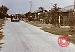Image Réinstallation et centre de détention Seconde Guerre Mondiale logement Crystal City Texas USA, 1943, de la seconde 9 séquences d'archives historiques vidéo 65675072064