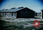 Image Réinstallation et centre de détention Seconde Guerre Mondiale logement Crystal City Texas USA, 1943, de la seconde 47 séquences d'archives historiques vidéo 65675072064