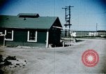 Image Réinstallation et centre de détention Seconde Guerre Mondiale logement Crystal City Texas USA, 1943, de la seconde 56 séquences d'archives historiques vidéo 65675072064
