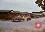 Image Réinstallation et centre de détention Seconde Guerre Mondiale logement Crystal City Texas USA, 1943, de la seconde 59 séquences d'archives historiques vidéo 65675072064