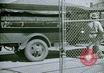 Standbild uns alien Haftanstalt Mail Handling Crystal City Texas USA, 1943, aus Sekunde 6 historischem Filmmaterial Videoclip 65675072065
