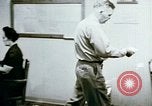 Standbild uns alien Haftanstalt Mail Handling Crystal City Texas USA, 1943, aus Sekunde 27 historischem Filmmaterial Videoclip 65675072065