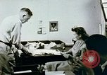Standbild uns alien Haftanstalt Mail Handling Crystal City Texas USA, 1943, aus Sekunde 29 historischem Filmmaterial Videoclip 65675072065