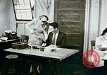Standbild uns alien Haftanstalt Mail Handling Crystal City Texas USA, 1943, aus Sekunde 46 historischem Filmmaterial Videoclip 65675072065