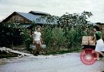 Standbild alien Haftanstalt essen Lieferung Crystal City Texas USA, 1943, aus Sekunde 4 historischem Filmmaterial Videoclip 65675072066