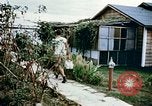 Standbild alien Haftanstalt essen Lieferung Crystal City Texas USA, 1943, aus Sekunde 17 historischem Filmmaterial Videoclip 65675072066