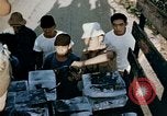 Standbild alien Haftanstalt essen Lieferung Crystal City Texas USA, 1943, aus Sekunde 39 historischem Filmmaterial Videoclip 65675072066