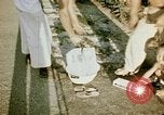Standbild alien Haftanstalt essen Lieferung Crystal City Texas USA, 1943, aus Sekunde 52 historischem Filmmaterial Videoclip 65675072066