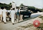 Standbild alien Haftanstalt essen Lieferung Crystal City Texas USA, 1943, aus Sekunde 62 historischem Filmmaterial Videoclip 65675072066
